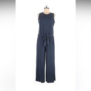 Women’s Banana Republic Sleeveless Jersey Jumpsuit Size M.